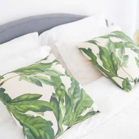 Retropolitan Living *