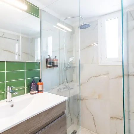 Retropolitan Living * Patras