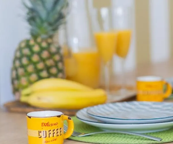 Retropolitan Living Apartment Patras