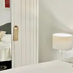 Retropolitan Living