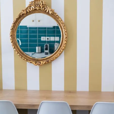 Retropolitan Living *