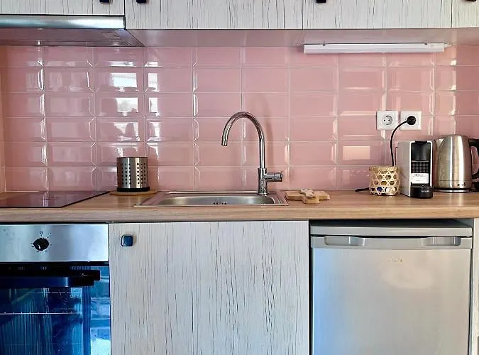 Retropolitan Living * Patras