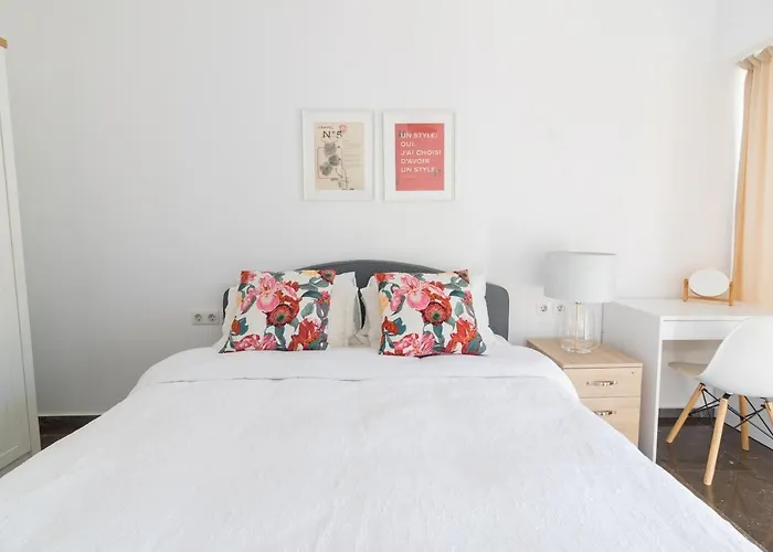 Retropolitan Living Patras