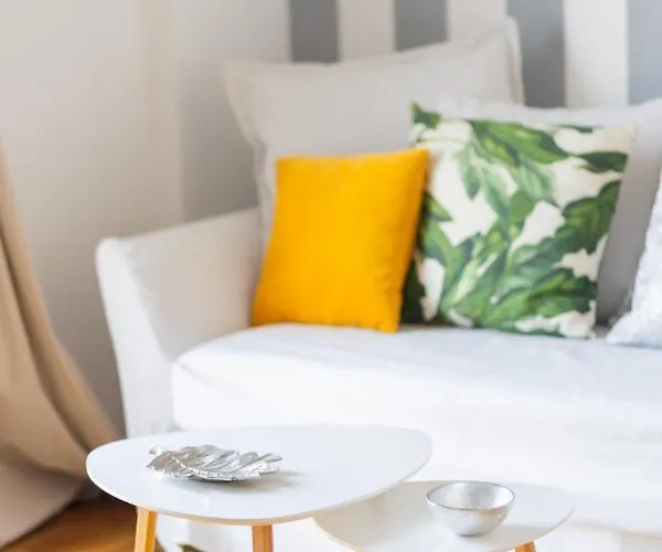 Retropolitan Living Patras