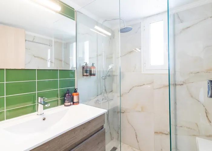 Retropolitan Living * Patras